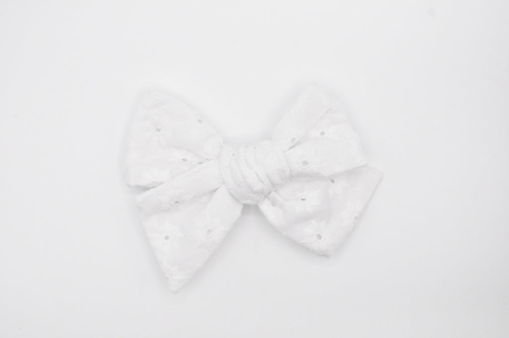 Medium Claire // Spring White