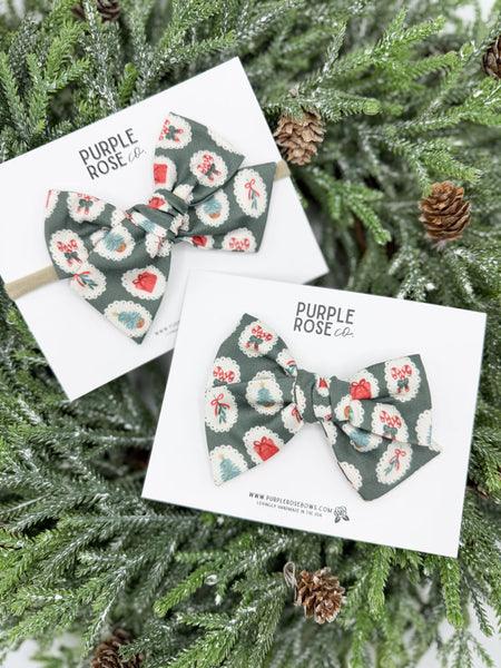 Medium Claire // Christmas Stamps