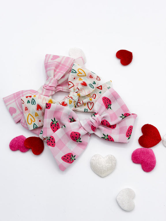 Mini Claire // Fun Hearts