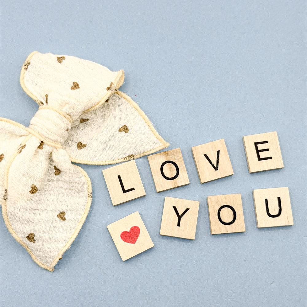 Mini Opal // Beige Hearts