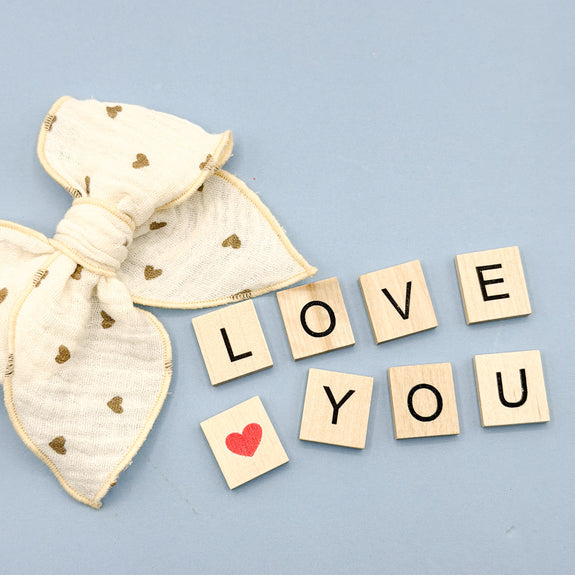 Mini Opal // Beige Hearts