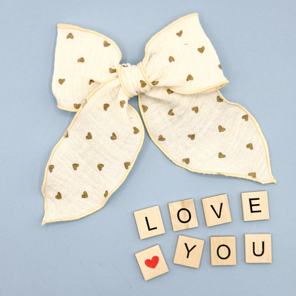 Opal // Beige Hearts