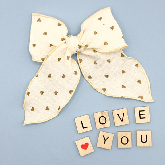 Opal // Beige Hearts