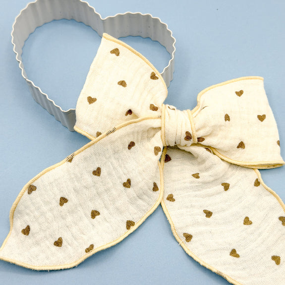 Opal // Beige Hearts