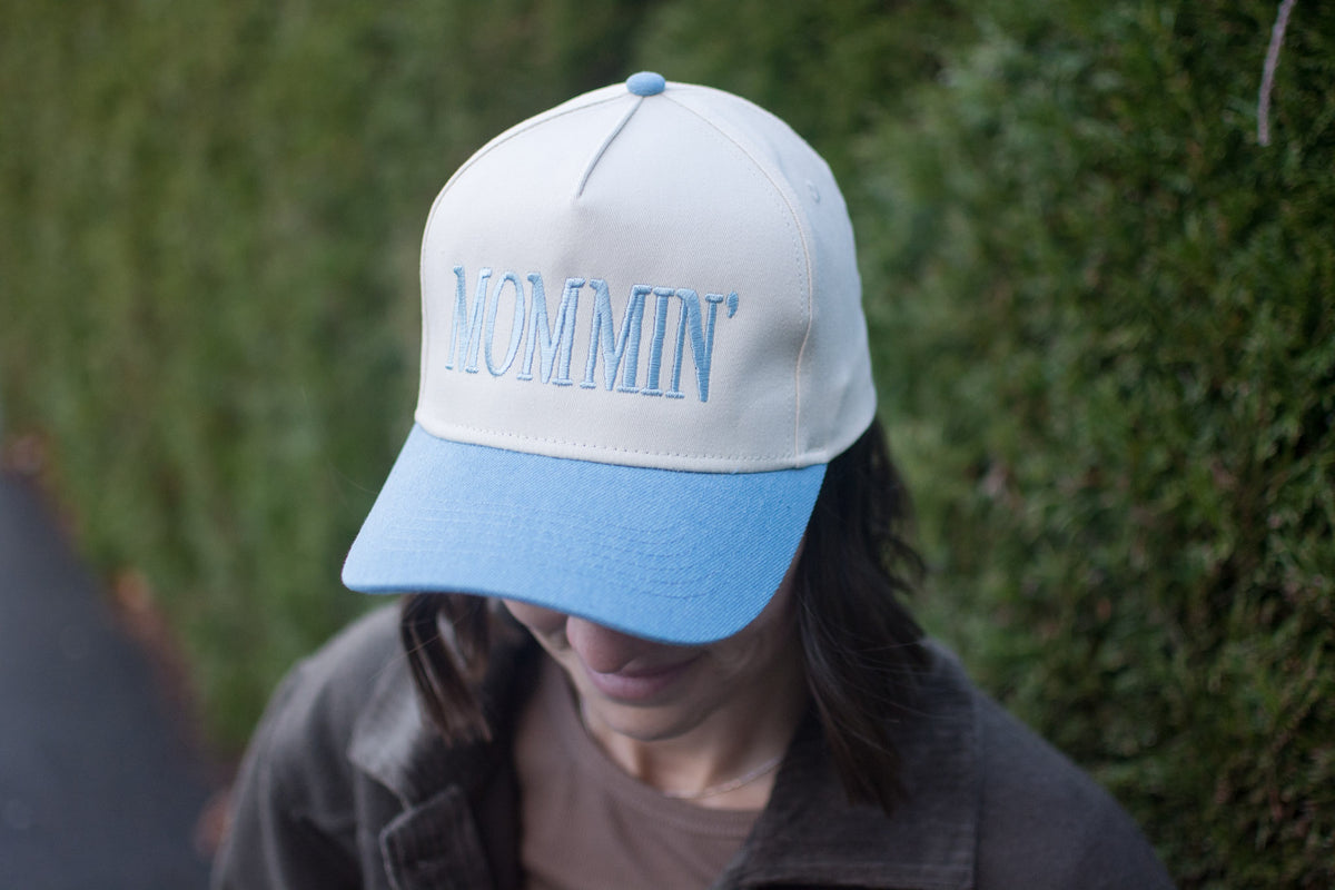 Mommin' Trucker Hat