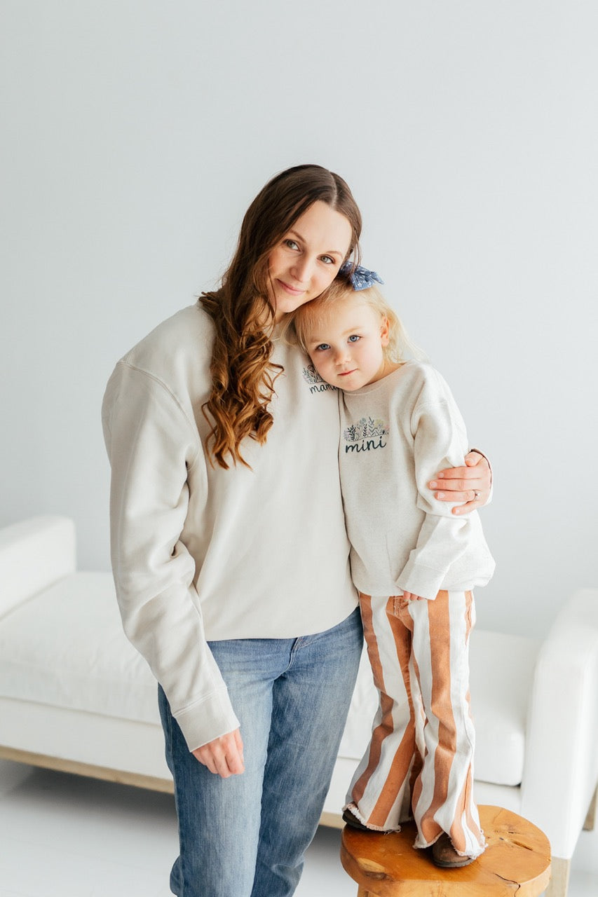 MAMA Floral Design Crewneck