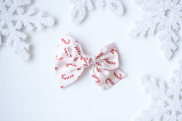 Medium Claire // Peppermint Kisses